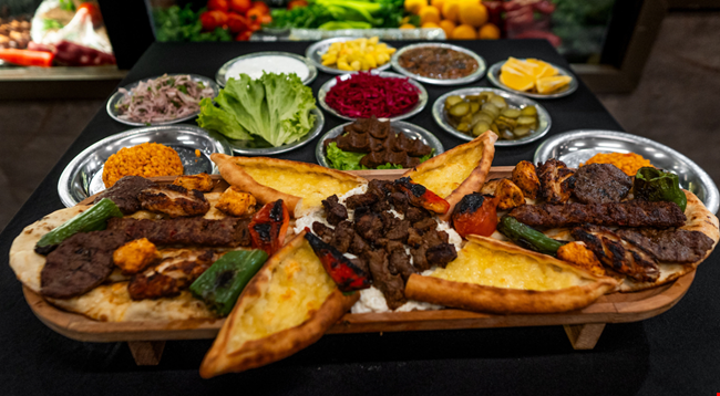 Alinazik Karışık Kebap